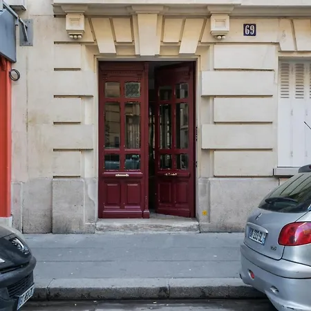 Appartamento Beautiful 1br Flat Near Porte De Versailles By Guestready Parigi